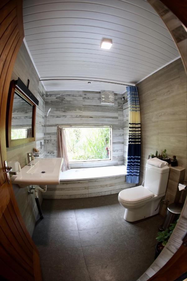 Riverbank Resort 감폴라 외부 사진