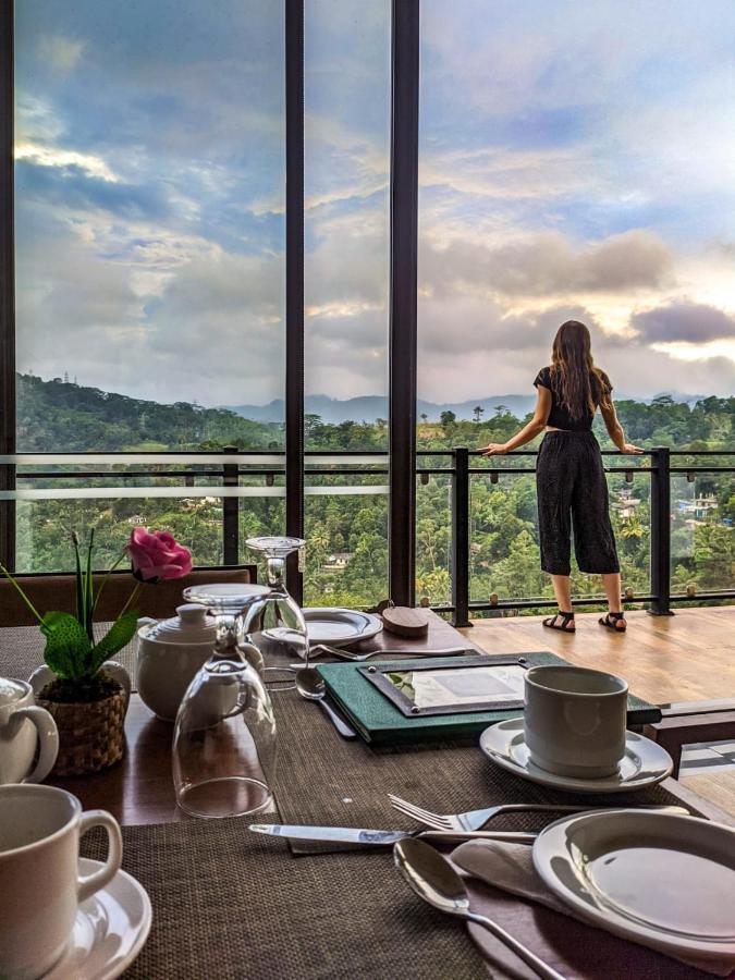 Riverbank Resort 감폴라 외부 사진